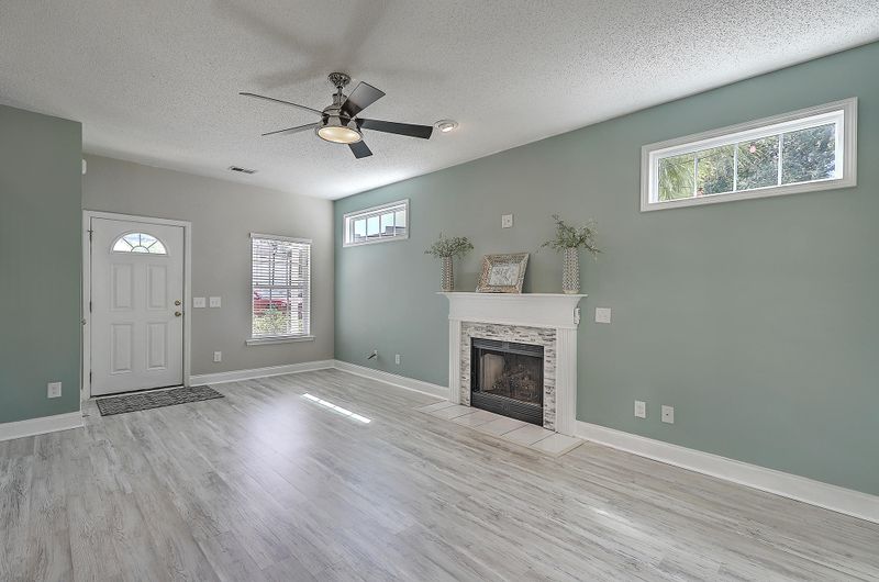 212 Maplewood Ridge Ct, Summerville, SC 29483