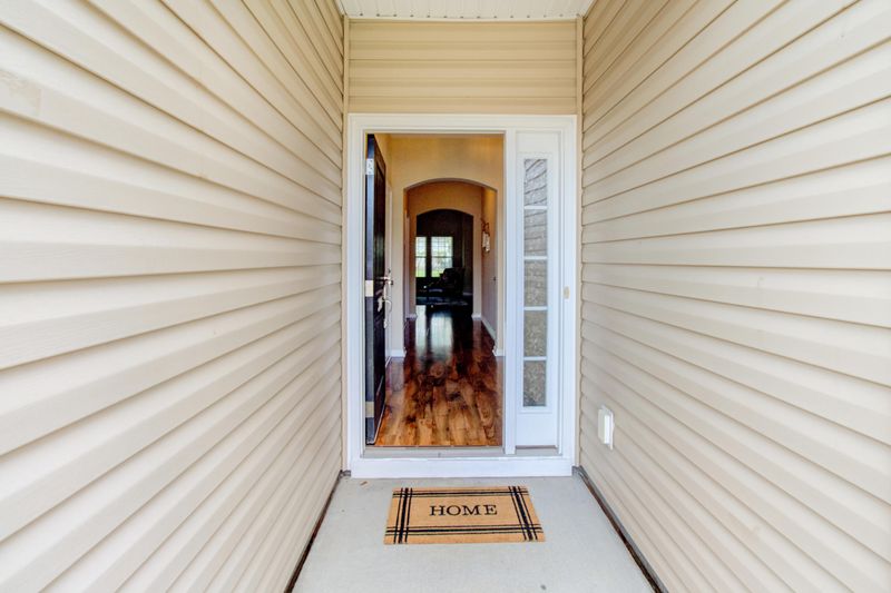 300 English Ivy Dr, Goose Creek, SC 29445