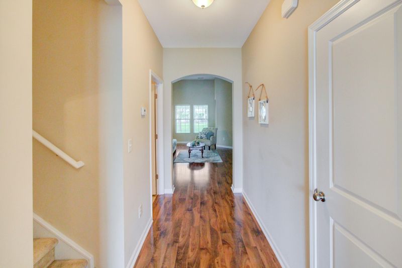 300 English Ivy Dr, Goose Creek, SC 29445