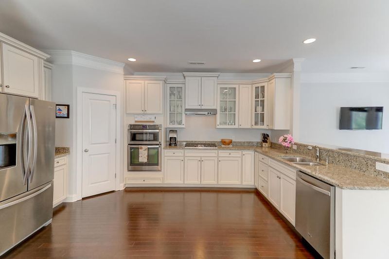 477 Sanders Farm Ln, Wando, SC 29492