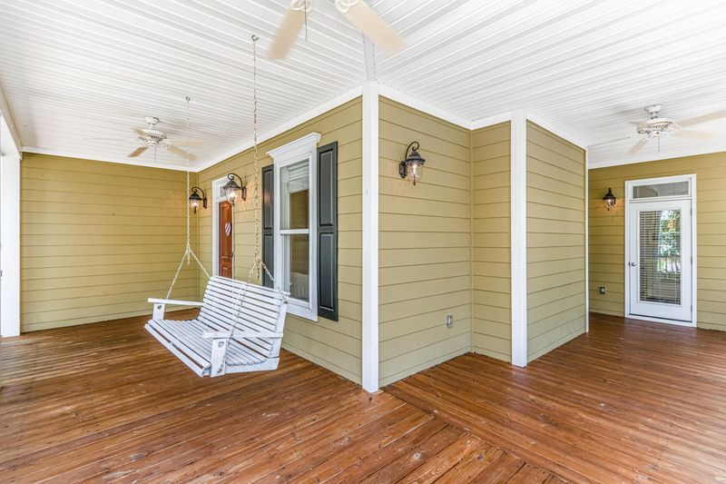 1312 Parkton Rd, Mount Pleasant, SC 29464