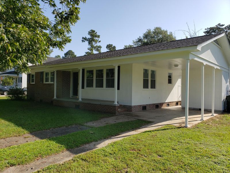 212 High Hill Dr, Moncks Corner, SC 29461