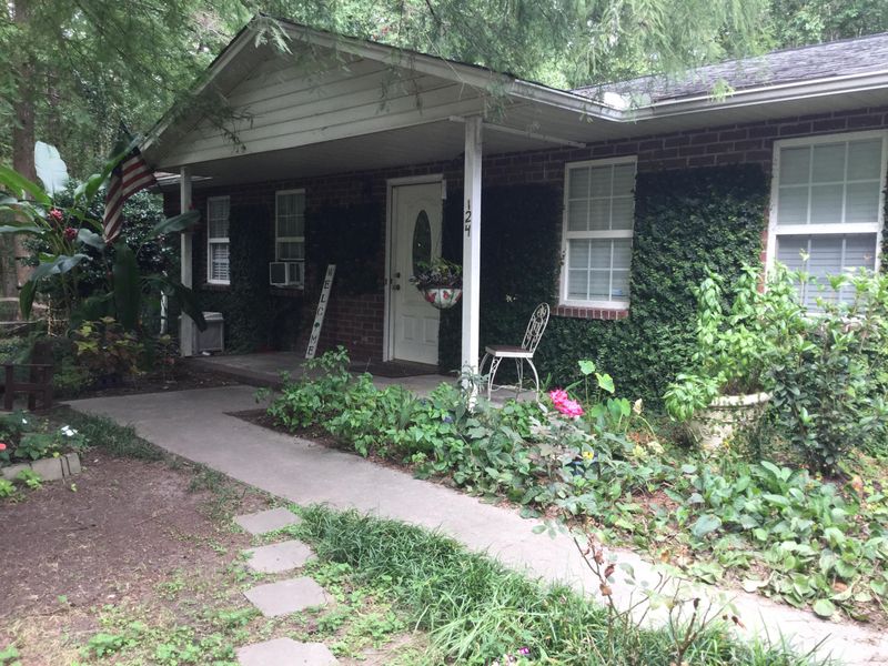 124 Ash Hill Rd, Summerville, SC 29483