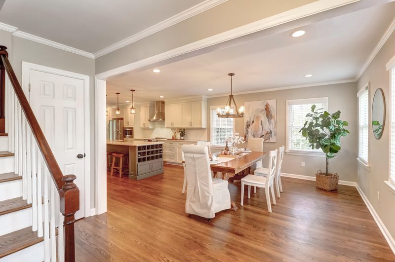 1010 Lakeview Dr, Mount Pleasant, SC 29464