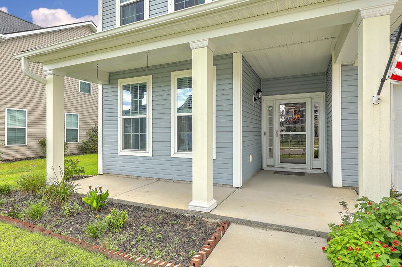 452 Gianna Ln, Goose Creek, SC 29445