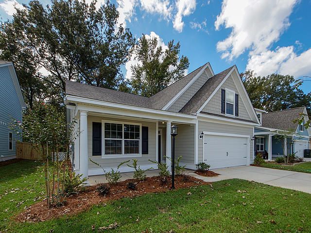 106 Long Trail Way, Moncks Corner, SC 29461