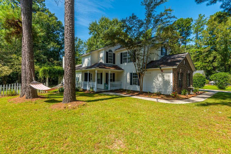 196 Factors Walk, Summerville, SC 29485