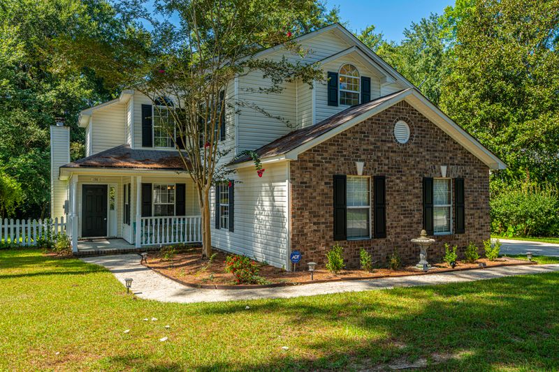 196 Factors Walk, Summerville, SC 29485