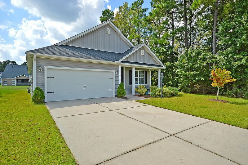 8027 Regency Elm Dr, Charleston, SC 29406