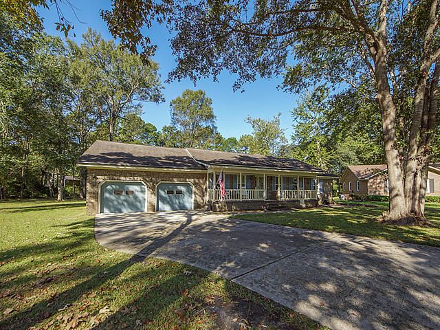 163 Manchester Ct, Goose Creek, SC 29445