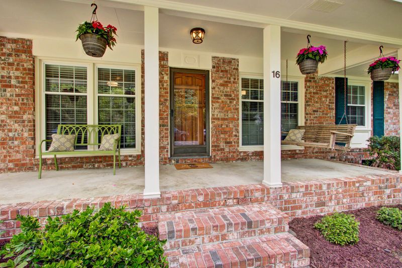 16 Huguenot Ave, Charleston, SC 29407
