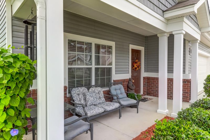127 Mayfield Dr, Goose Creek, SC 29445