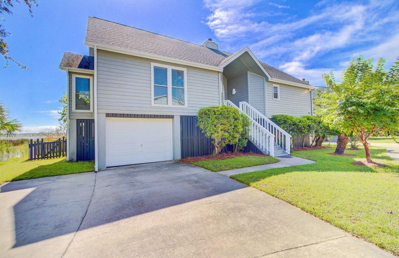 1543 Privateer Dr, Mount Pleasant, SC 29464