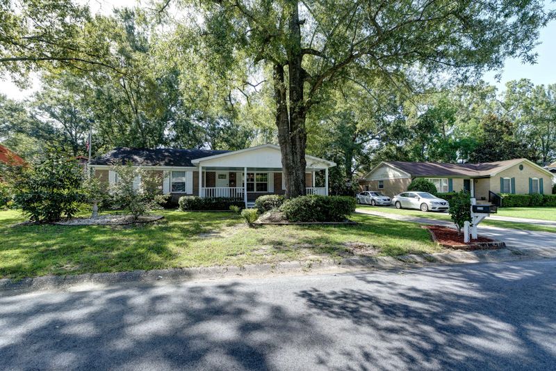 3339 Londonderry Rd, North Charleston, SC 29420