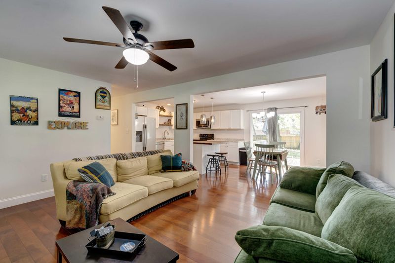 3339 Londonderry Rd, North Charleston, SC 29420