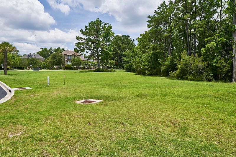 260 Island Park Dr, Charleston, SC 29492