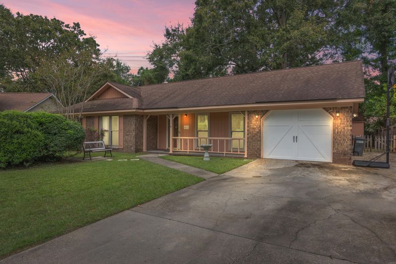 8211 N Split Oak, North Charleston, SC 29420