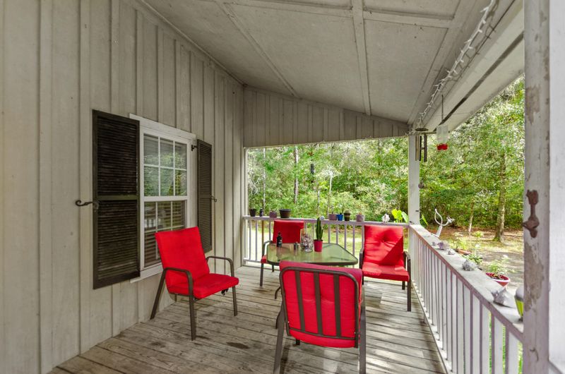 1544 Palmers Bridge Rd, Mcclellanville, SC 29458