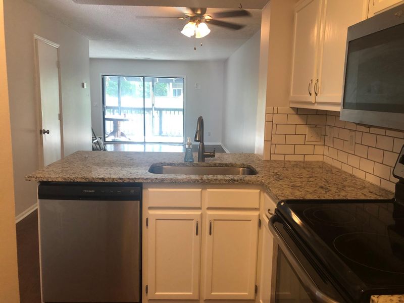 1530 Fort Johnson Rd #2k, Charleston, SC 29412