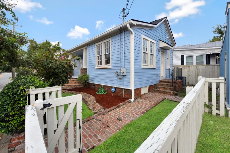 390 Huger St, Charleston, SC 29403