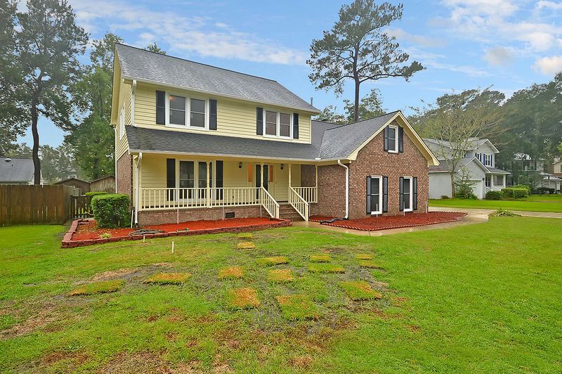 8575 Bayboro Ln, Charleston, SC 29420