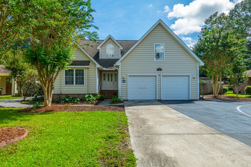 1719 Mchenry Ave, Charleston, SC 29412
