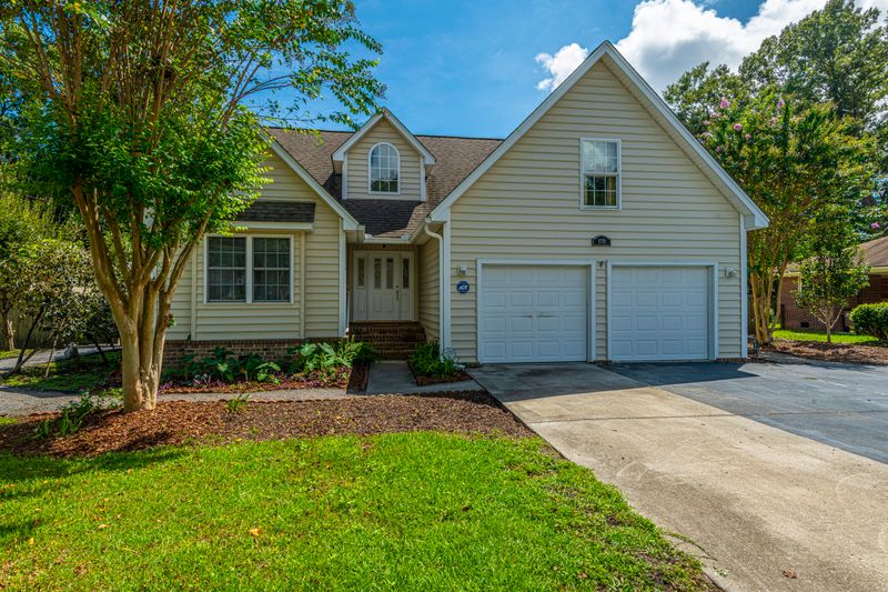 1719 Mchenry Ave, Charleston, SC 29412