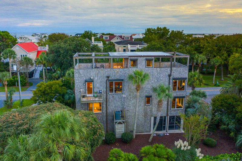 107 Carolina Blvd, Isle Of Palms, SC 29451