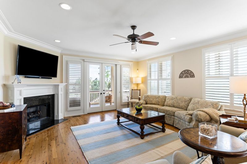 2725 Canebreak Ln, Mount Pleasant, SC 29466