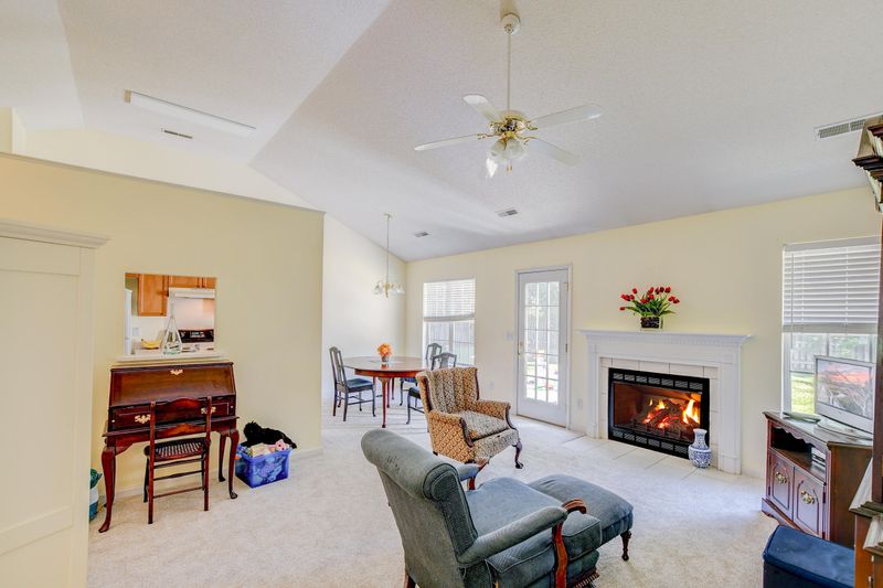 3197 Morningdale Dr, Mount Pleasant, SC 29466