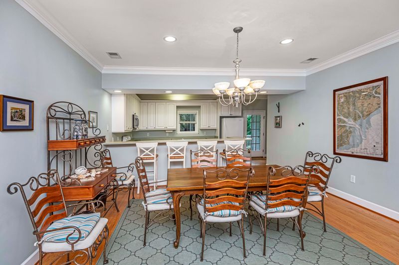 2111 Jenkins St, Edisto Beach, SC 29438