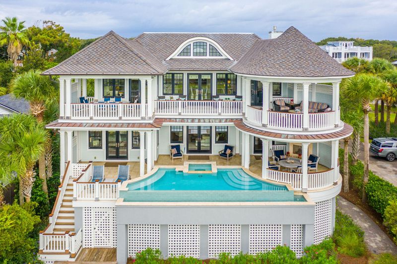 2208 Palm Blvd, Isle Of Palms, SC 29451