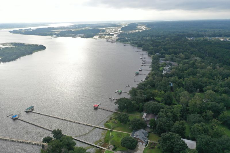 975 River Rd, Johns Island, SC 29455