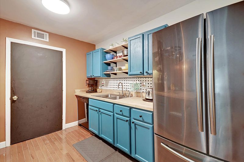 1402 Camp Rd #2f, Charleston, SC 29412
