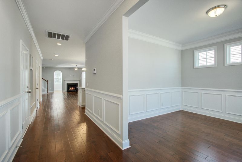 358 Whispering Breeze Ln, Summerville, SC 29486