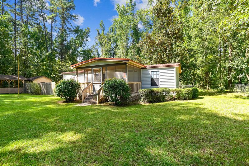 469 Summerset Ln, Summerville, SC 29483
