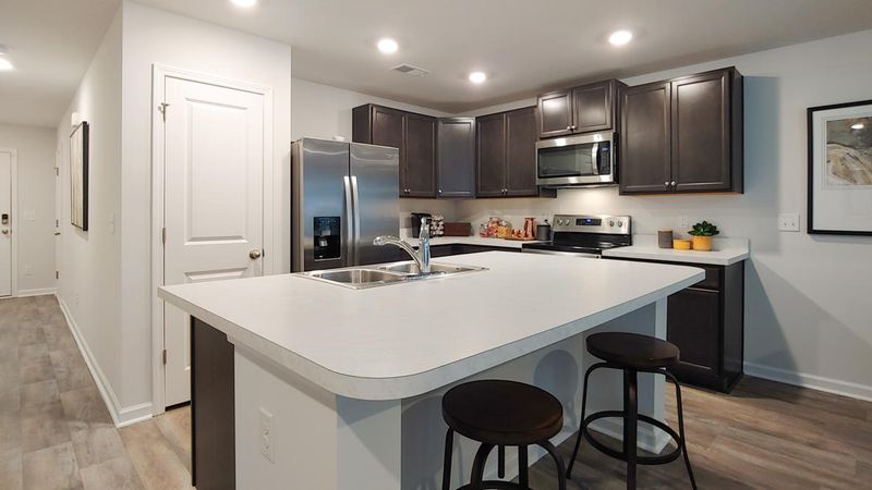 4672 Palm View Cir, North Charleston, SC 29418