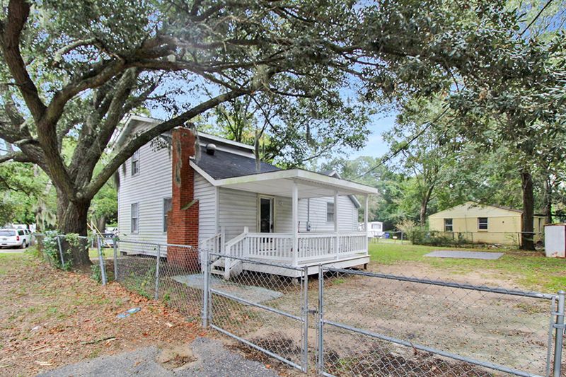 4250 Grimke St, North Charleston, SC 29405