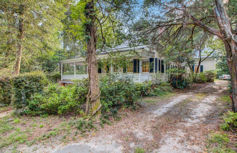 107 Briarwood Ln, Summerville, SC 29483