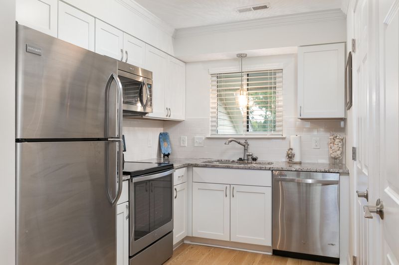 2021 Long Bend Dr, Seabrook Island, SC 29455