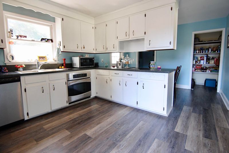 1124 Dennis Blvd, Moncks Corner, SC 29461