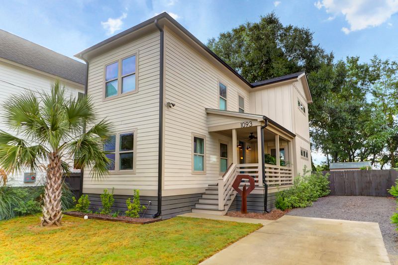 1093 Bexley St, North Charleston, SC 29405