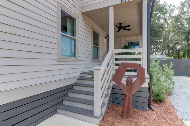1093 Bexley St, North Charleston, SC 29405