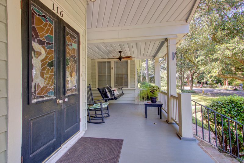 116 W 5th South St #A, Summerville, SC 29483