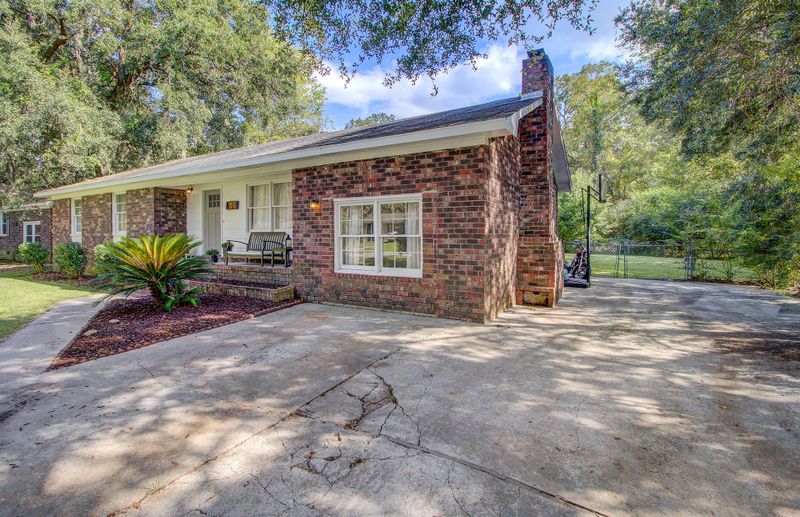 608 Brailsford Blvd, Summerville, SC 29485