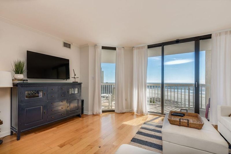 201 W Arctic Ave #302, Folly Beach, SC 29439