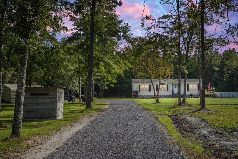 168 Pottsco Ln, Moncks Corner, SC 29461