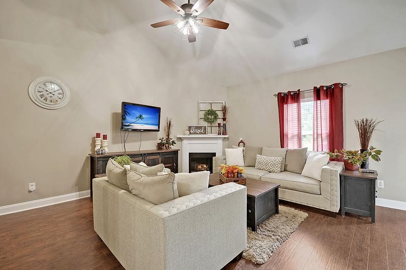 5312 Deep Blue Ln, North Charleston, SC 29418
