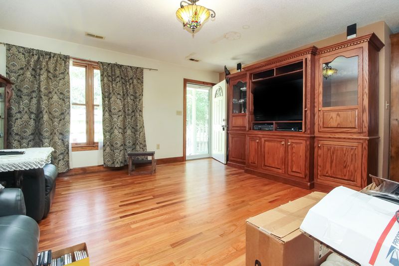 2533 Longbranch Dr, Charleston, SC 29414