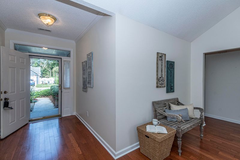 1288 Llewellyn Rd, Mount Pleasant, SC 29464